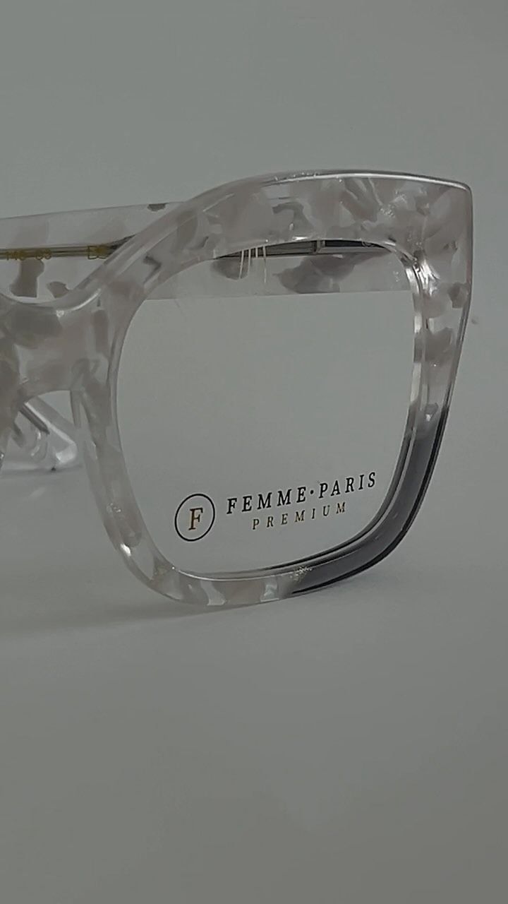 Femme Paris Premium
